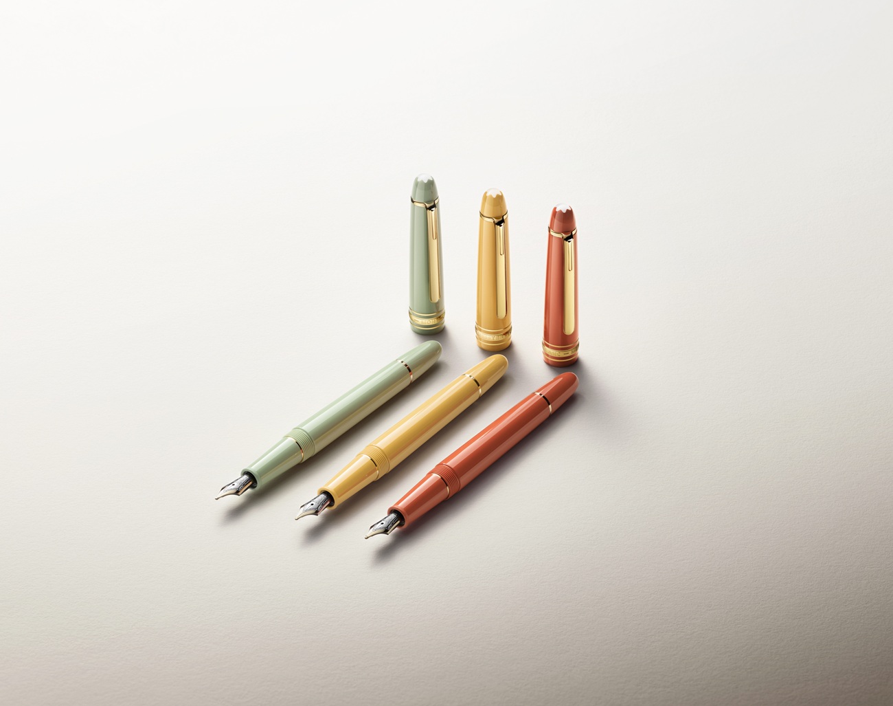 Montblanc bừng nở sắc màu trên các thiết kế Meisterstück Bloom